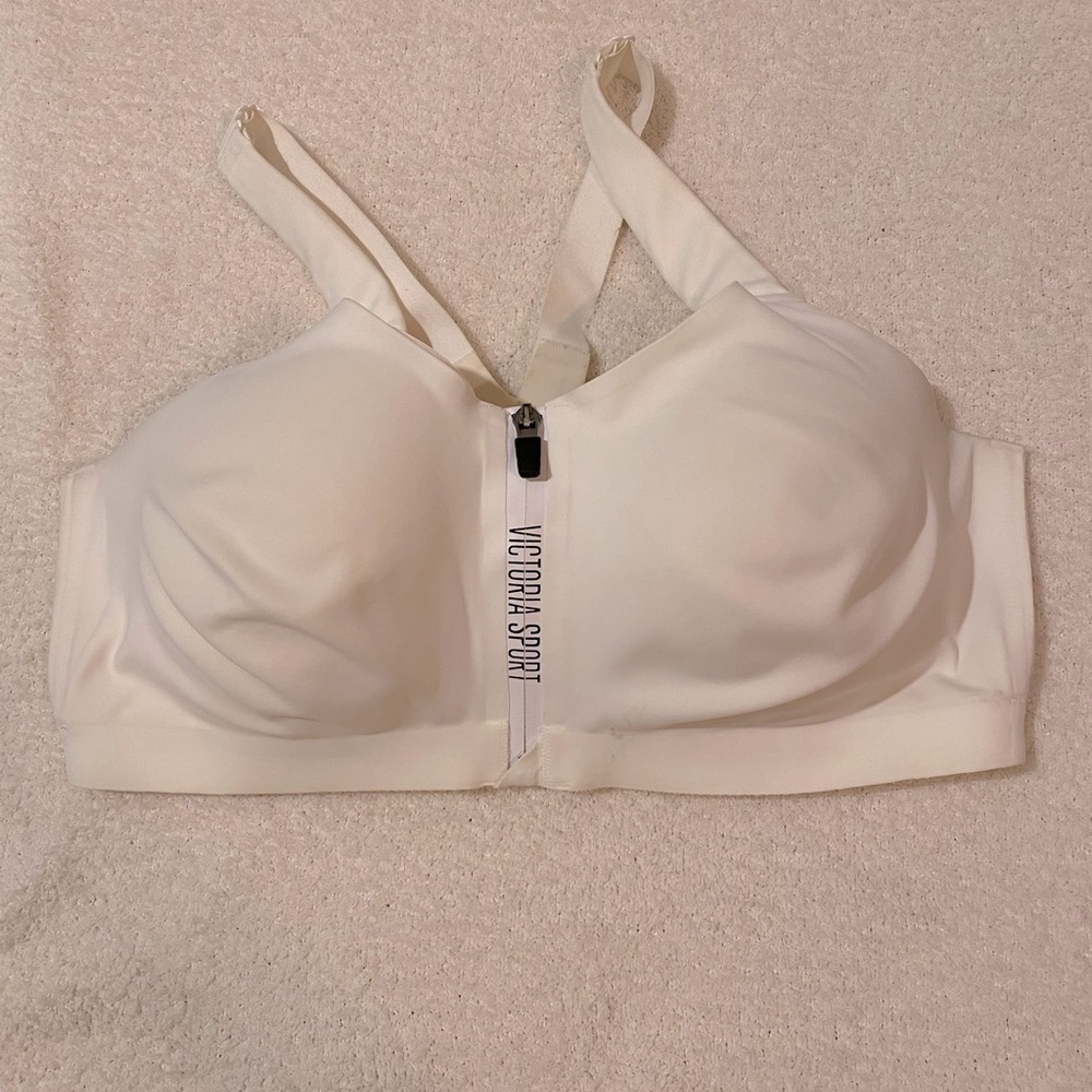 VS Sports Bra